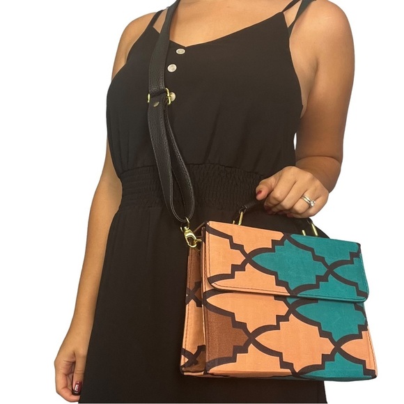 NEW Ankara African Print Multicolored Convertible Crossbody Purse /Handbag - Picture 6 of 8